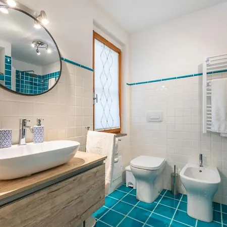 Affittasardegna-piedi Nell'acqua3 *